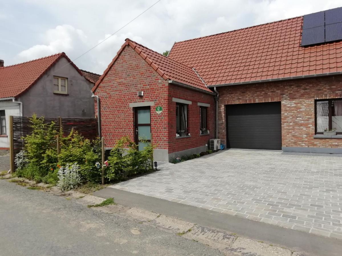 Studio Gite Eul Cat Huant Dergneau Exterior photo